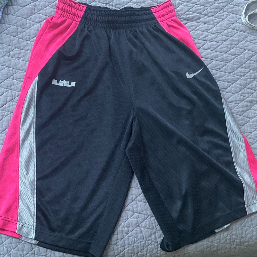 Nike Womens Medium Tall Basketball Shorts